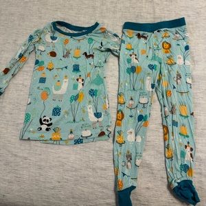 Little Sleepies Party Animals print (blue) in size 2T